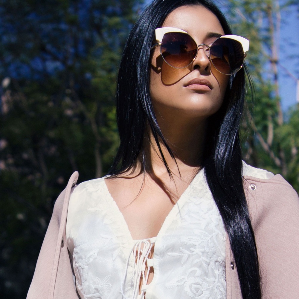 Oversized Cateye Sunglasses